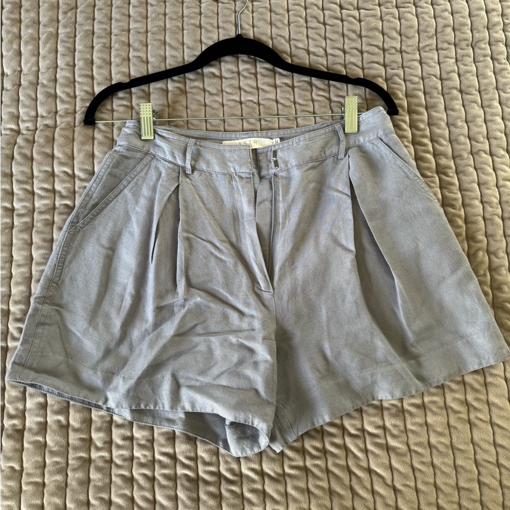 ASTR The Label Blue Pleated Shorts